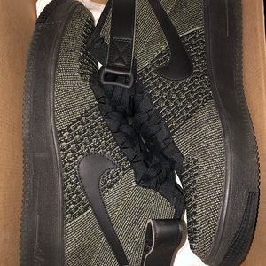 Nike Air Force 1 mids size 10.5